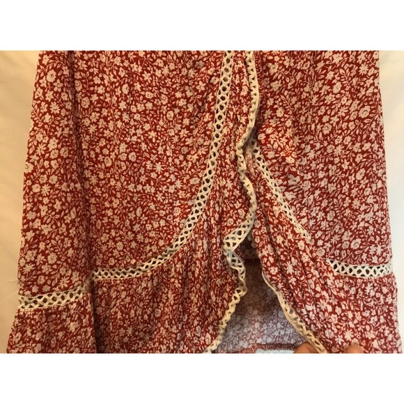 Maeve Quinn Top Red & White Floral Crochet Trim Ruffled Hem Layer Openback XS - Picture 8 of 14